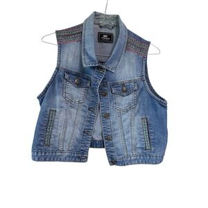 MAXX Outerwear Denim Vest‎ Embroidered Accents Sleeveless Jean Jacket Size S